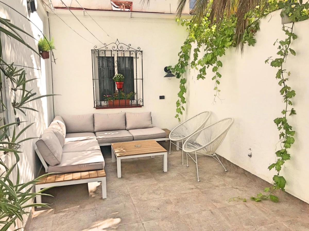 Town House With Patio In Quiet Residential Area 10 Min From Beach Torremolinos Bagian luar foto